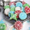 Bánh cookie đường Noel thơm ngon, xinh xắn với hình dáng và màu sắc bắt mắt, mang đậm không khí giáng sinh đấy. Nào chúng ta cùng nhau lưu lại công thức này và làm ăn nhé.