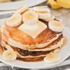 Bánh Pancake chuối nghiền có thể dùng ăn chơi hay ăn sáng đều tuyệt vời. Bánh có thể ăn kèm cùng các loại mứt trái cây, trái cây tươi, mật ong hay siro đường cũng đều rất ngon nhé!