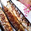 Cá thu đao nướng cay thơm với thịt cá chín bùi béo, vị mặn cay thơm rất hấp dẫn. Nếu bạn có ý định tạo nên một bữa tiệc cho giáng sinh theo phong cách Ý thì món cá nướng này là gợi ý rất tốt đấy!