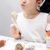 Nếu không ăn ngay thì có thể cho các que kem chuối vào lại ngăn đông tủ lạnh bảo quản được 2-3 ngày nhé!