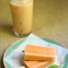 Kem trà sữa Thái mát lạnh, ngọt thơm hương vị trà sữa Thái Lan, cùng với màu cam bắt mắt, được làm dạng que cầm rất tiện lợi. Món kem này là gợi ý cho các teen là fan trà sữa, để có thể dùng bất cứ lúc nào muốn nhé!