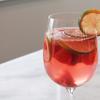 Sangria dưa hấu với cherry là 1 loại cocktail trái cây mát lạnh với hương vị đặc trưng của dưa hấu và cherry cùng vị chua của chanh, cay nồng của rượu. Đây là thức uống đáng để bạn thử qua dù chỉ 1 lần.