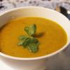 Cho soup ra chén, trang trí lá cần tây và dùng ngay. Thơm ngon, bổ dưỡng nhưng vẫn giúp bạn giảm cân hoàn hảo.