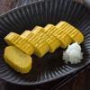 Món trứng cuộn chiên Nhật Bản này rất đơn giản nhưng hương vị lại ngon cực kì và màu sắc cùng kiểu dáng rất đẹp sau khi cắt. Bạn có thể dùng món này vào những lúc bận rộn để ăn nha. Nhớ lưu lại công thức nhé, chúc bạn thành công!