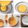 Trứng gà đập ra chén, khuấy đều với nước, muối, dầu mè rồi lọc qua rây cho mịn. Sau đó, cho trứng gà vào chén hoặc khuôn. Bọc miệng chén lại bằng 1 lớp giấy bạc. Trong lúc đó đặt nồi lên bếp, đổ 3 chén nước vào, đun sôi, hấp trứng khoảng 15 phút.
