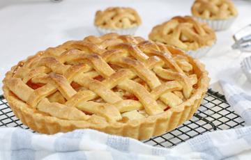 Bánh táo nướng - Apple pie