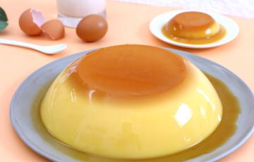 Pudding trứng khổng lồ