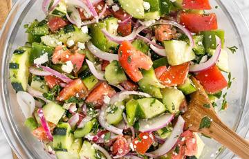 Salad rau củ phô mai chua ngọt