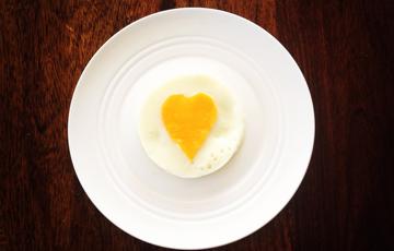 Trứng chiên hình trái tim