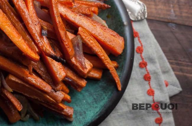 Cà rốt nướng bột quế