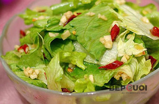 Salad xà lách trộn