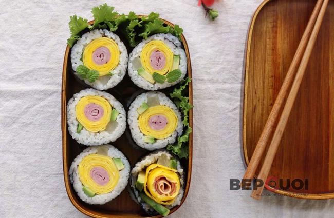 Sushi hoa