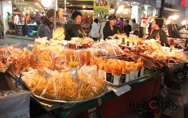 12 món ăn đường phố huyền thoại của Hàn Quốc