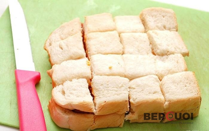 Bữa sáng cấp tốc với món bánh mì sandwich kẹp chiên Bếp Cười 3